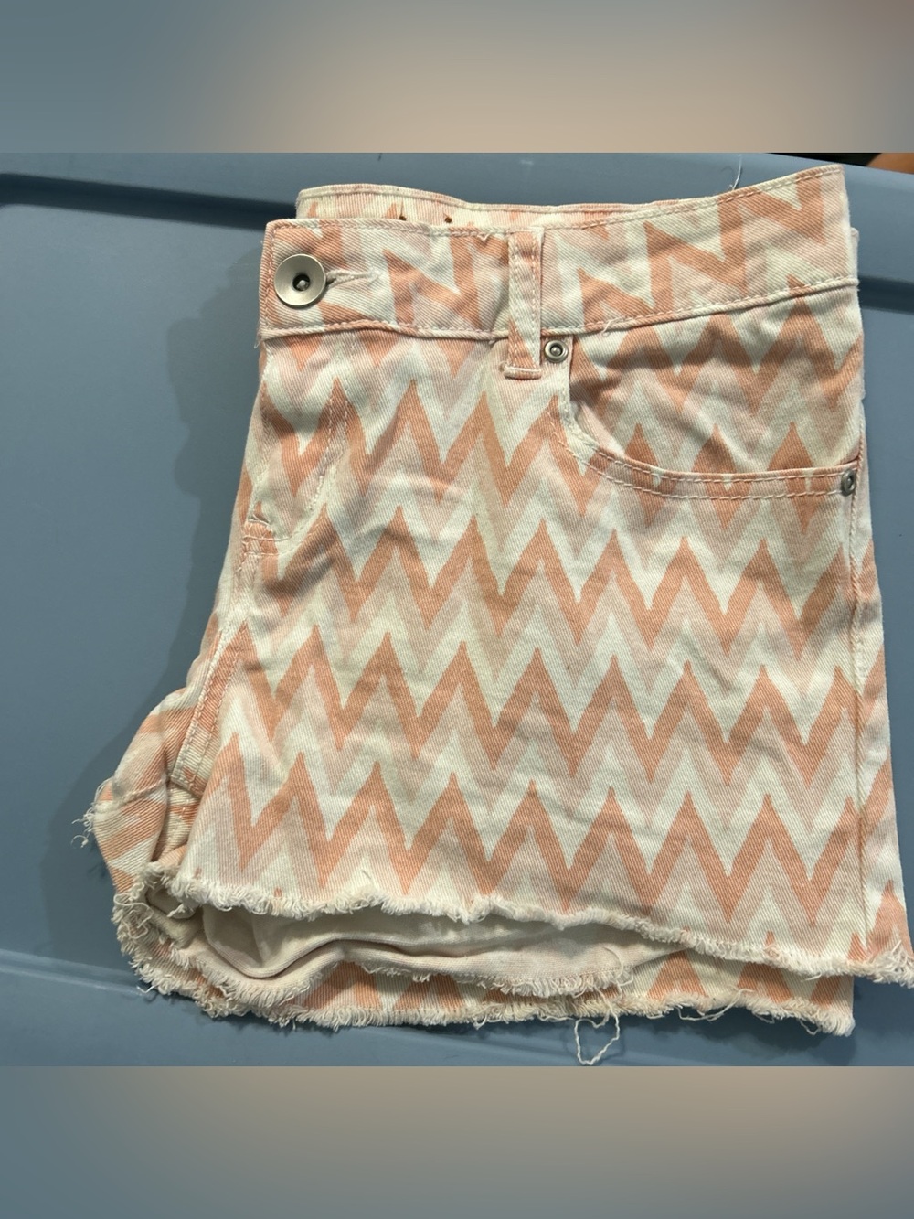 Mudd Peach Chevron Jean Shorts